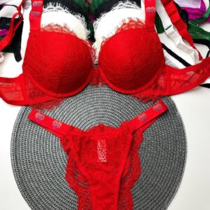 Мереживний комплект чашка C