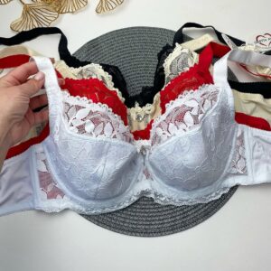 Мереживний бюстгальтер